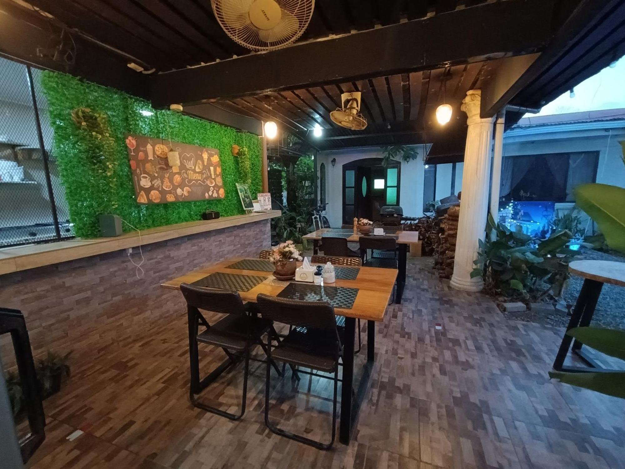 Hospedaje La Galerie Ciudad Cortés Eksteriør billede